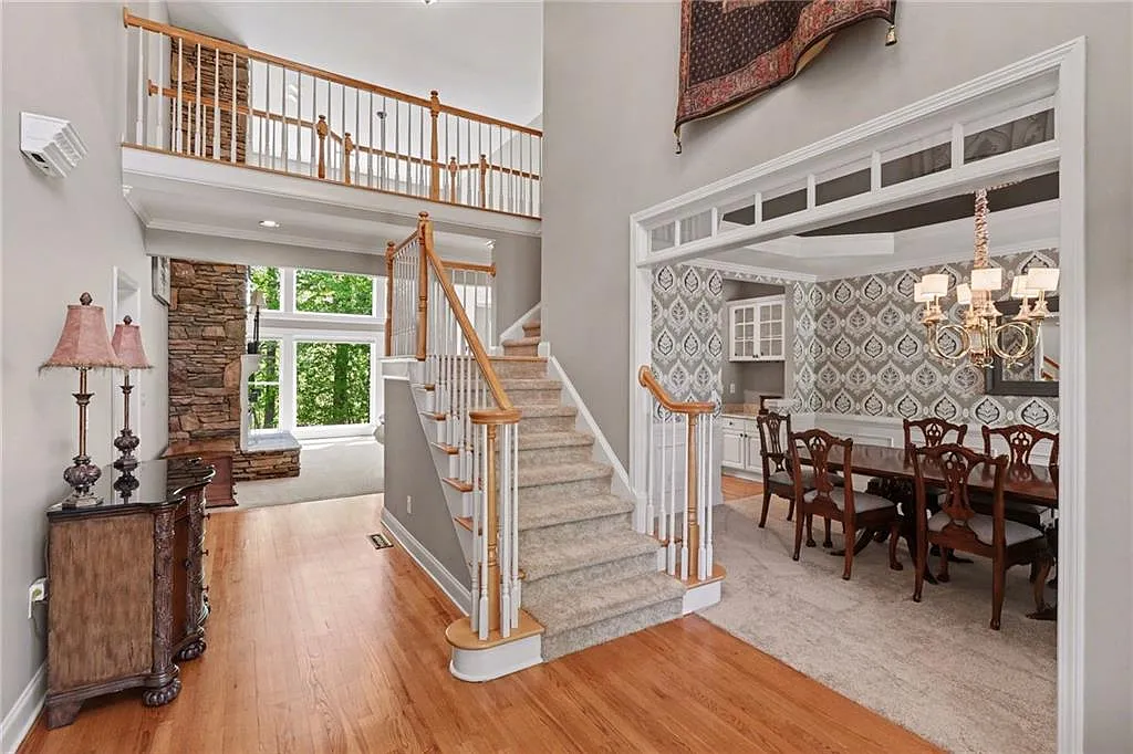 363 Woodbrook Crest