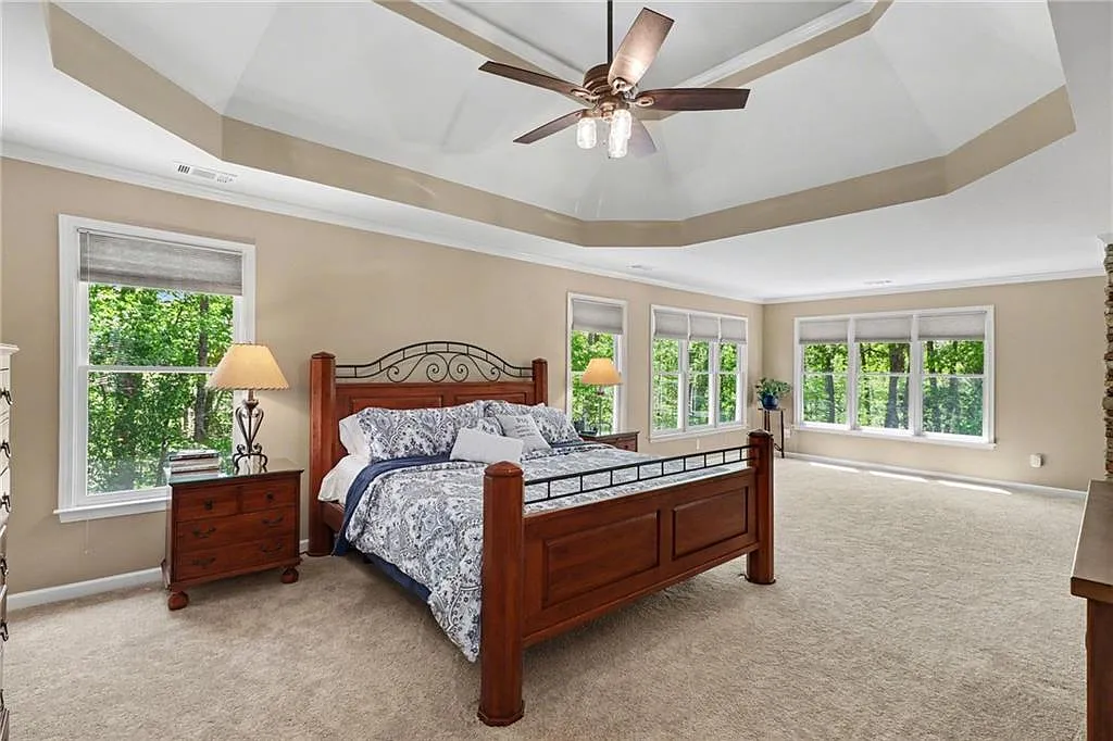 363 Woodbrook Crest